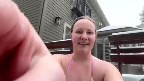 Snapshot of skywinters chatting on December 21, 2024, 6:55 pm Sky Winters online show from December 21, 2024, 6:55 pm