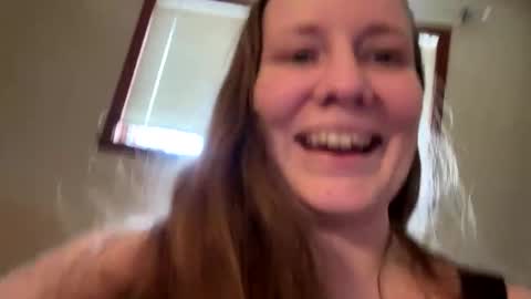 Snapshot of skywinters chatting on February 24, 2025, 8:25 pm Sky Winters online show from February 24, 2025, 8:25 pm