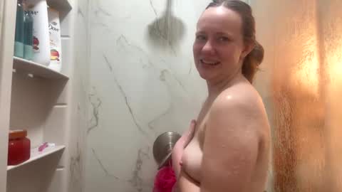 Snapshot of skywinters chatting on March 12, 2025, 7:49 pm Sky Winters online show from March 12, 2025, 7:49 pm