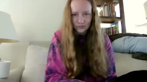 Snapshot of skywinters chatting on September 30, 2025, 4:23 pm Sky Winters online show from September 30, 2025, 4:23 pm