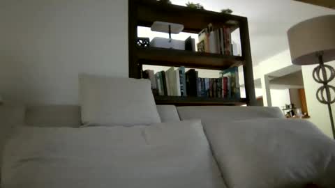 Snapshot of skywinters chatting on October 7, 2025, 1:19 pm Sky Winters online show from October 7, 2025, 1:19 pm