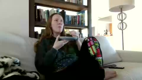 Snapshot of skywinters chatting on October 19, 2025, 3:01 pm Sky Winters online show from October 19, 2025, 3:01 pm