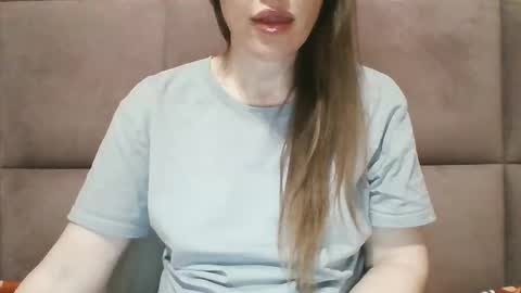 Snapshot of sladkiegubki chatting on January 23, 2025, 10:11 pm Sladkiegubki online show from January 23, 2025, 10:11 pm