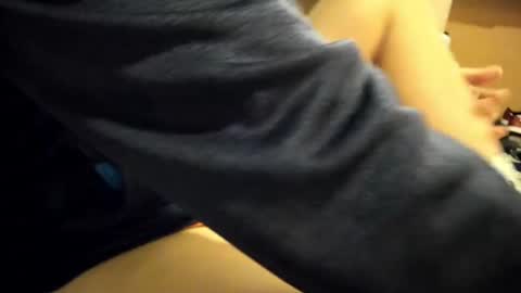 slaterboyyy online show from December 14, 2025, 4:29 am