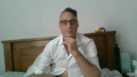 slave4live online show from February 28, 2026, 2:01 am