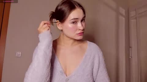 Snapshot of sleeeepy_af chatting on February 3, 2025, 11:26 pm Alice online show from February 3, 2025, 11:26 pm