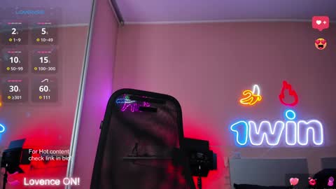 Snapshot of slemgem chatting on January 5, 2025, 9:59 am Slemgem Amy friends online show from January 5, 2025, 9:59 am