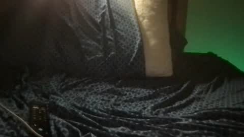 slienthear83 online show from December 7, 2024, 4:31 am