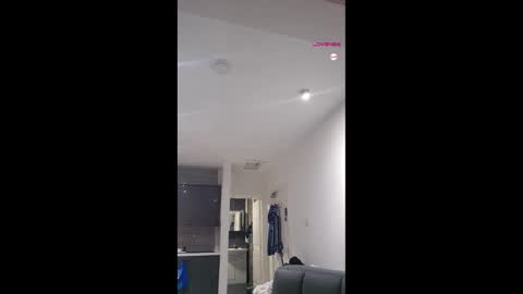 Snapshot of slikrope2020 chatting on November 16, 2025, 7:19 pm slikrope2020 online show from November 16, 2025, 7:19 pm