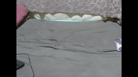 slim_girl01 online show from March 31, 2026, 8:26 am