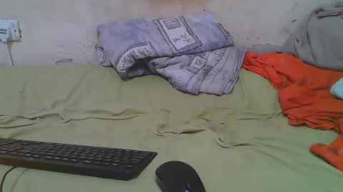 Snapshot of slim_girl3 chatting on May 16, 2026, 10:01 am slim_girl3 online show from May 16, 2026, 10:01 am