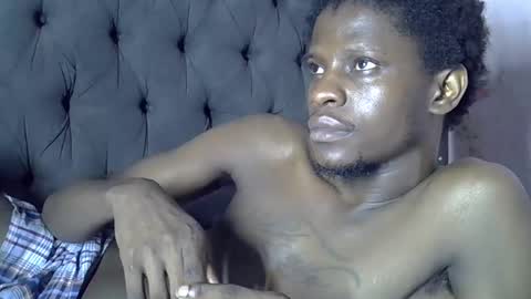 slim long01 online show from October 20, 2025, 9:37 pm