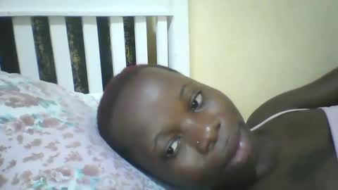 Snapshot of slim_petite_ebony chatting on January 21, 2025, 11:13 pm slim_petite_ebony online show from January 21, 2025, 11:13 pm