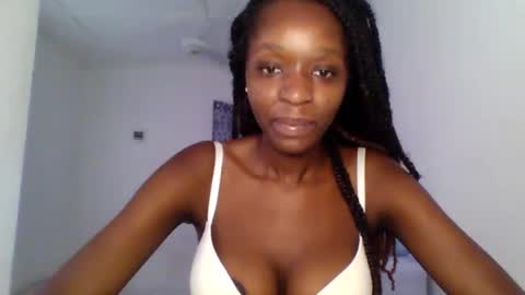 slimandthick1 online show from February 25, 2026, 8:46 am