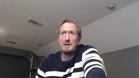 Snapshot of slimjp chatting on December 23, 2024, 4:50 pm slimjp online show from December 23, 2024, 4:50 pm