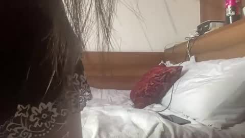 Snapshot of slimthickdesi chatting on June 15, 2026, 2:08 pm slimthickdesi online show from June 15, 2026, 2:08 pm