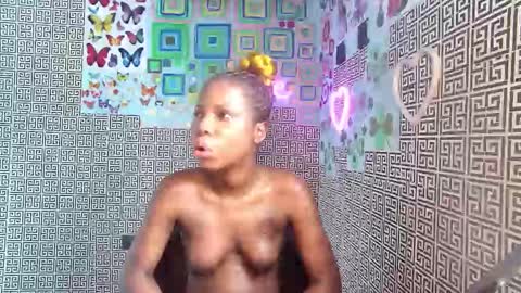 Snapshot of slimzyxdoll chatting on February 12, 2026, 1:17 pm slimzyxdoll online show from February 12, 2026, 1:17 pm