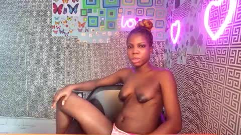 Snapshot of slimzyxdoll chatting on February 14, 2026, 1:41 pm slimzyxdoll online show from February 14, 2026, 1:41 pm