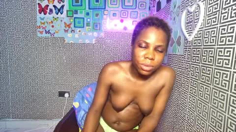 slimzyxdoll online show from April 7, 2026, 2:01 am