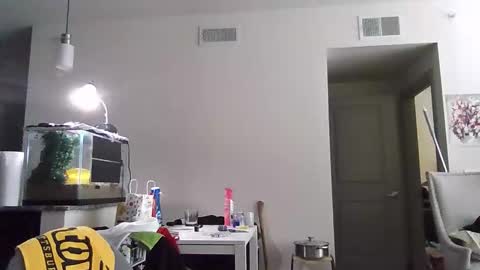 Snapshot of slipinside3 chatting on November 28, 2025, 6:10 pm Matt online show from November 28, 2025, 6:10 pm