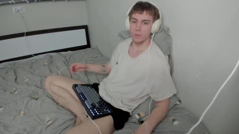 Mila online show from January 8, 2025, 10:04 am