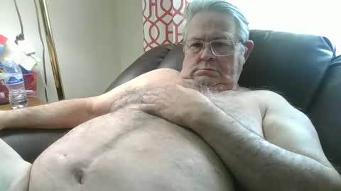 slippery_duck online show from February 19, 2025, 2:23 pm