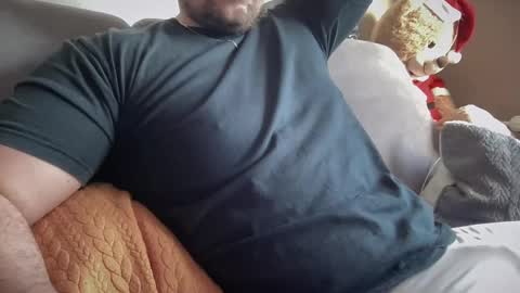 just chillin online show from February 20, 2025, 7:45 am