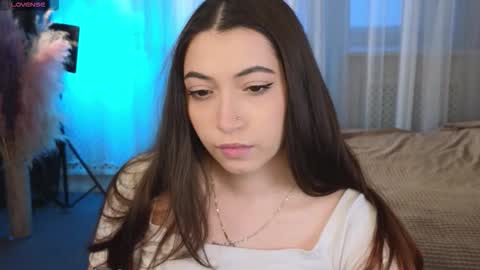 Emilia online show from January 16, 2026, 12:09 pm