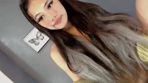Snapshot of slut4attention chatting on April 28, 2026, 6:18 am slut4attention online show from April 28, 2026, 6:18 am