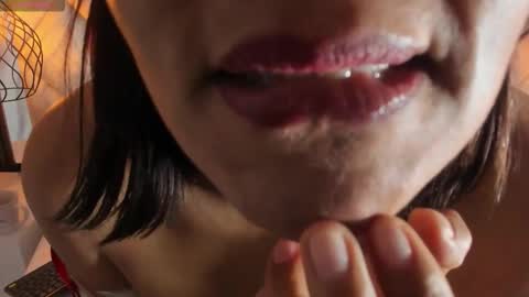 Snapshot of slut_milf_ chatting on December 2, 2025, 9:10 pm slut_milf_ online show from December 2, 2025, 9:10 pm