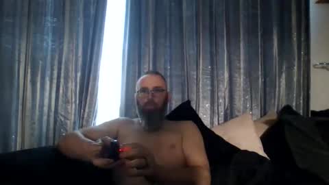 slutfucker20 online show from April 18, 2026, 7:01 am