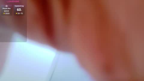 CAMILA  online show from March 15, 2026, 12:33 pm