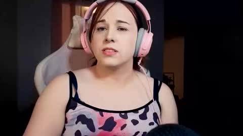 Heavenly online show from March 3, 2026, 3:56 am