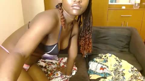 Snapshot of slutty_charmz chatting on February 5, 2026, 7:18 pm Bree online show from February 5, 2026, 7:18 pm