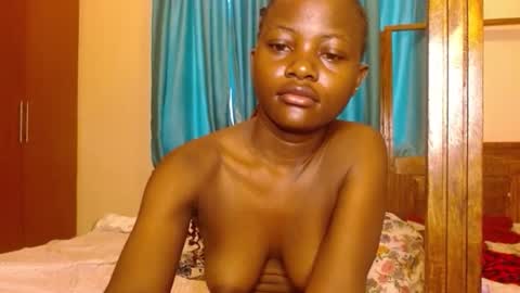 Snapshot of slutty_charmz chatting on February 14, 2026, 6:32 am Bree online show from February 14, 2026, 6:32 am