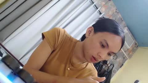 CHIE CHIE online show from April 6, 2026, 4:46 am