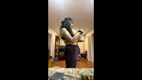 SluttyLittleXXX online show from March 2, 2026, 7:15 am