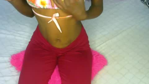 Snapshot of sluttysam_ chatting on May 6, 2026, 7:19 pm Sexyslutt online show from May 6, 2026, 7:19 pm