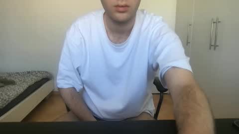 sluttystudent22 online show from April 7, 2026, 11:32 am