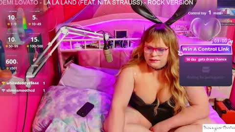 Tori Smith online show from March 10, 2026, 4:28 am