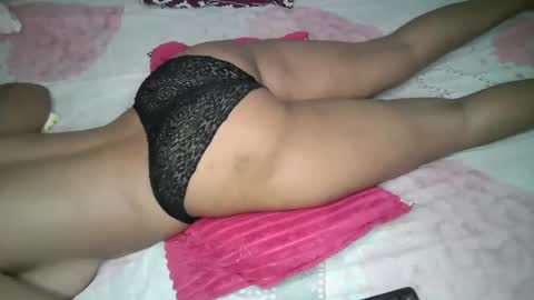 sly_booty65 online show from February 5, 2026, 2:27 am