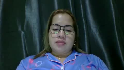 Snapshot of small_boobs59 chatting on February 16, 2026, 4:14 pm Lovewella online show from February 16, 2026, 4:14 pm