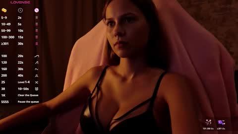 Emma online show from October 20, 2025, 7:03 pm