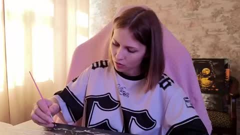 Emma online show from May 7, 2026, 2:11 pm