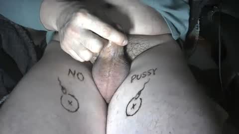 Snapshot of smallpenismwm chatting on December 7, 2024, 1:40 pm pussyfree4eva online show from December 7, 2024, 1:40 pm