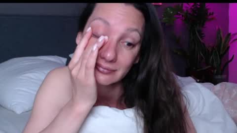 Snapshot of smalltittsbigsoul chatting on April 26, 2026, 6:00 am Anna no bbbbybybbabebyy just Anna. And dont call me mom please. online show from April 26, 2026, 6:00 am