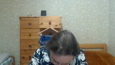 Snapshot of smart_rose chatting on November 9, 2025, 2:15 pm smart_rose online show from November 9, 2025, 2:15 pm