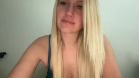 Snapshot of smexxii93 chatting on November 11, 2025, 5:13 pm smexxii93 online show from November 11, 2025, 5:13 pm