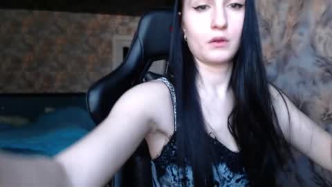 smile_cute_fox online show from May 7, 2026, 3:34 am