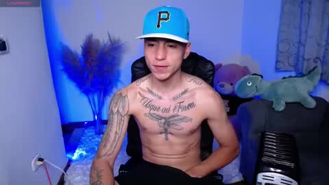 smileexander online show from November 12, 2025, 8:59 am